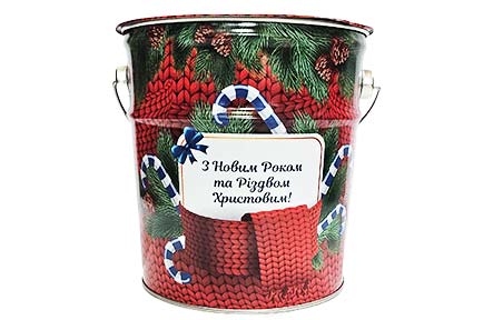 Новогоднее железное ведерко "В теплых объятиях" (550 грамм) - 19535